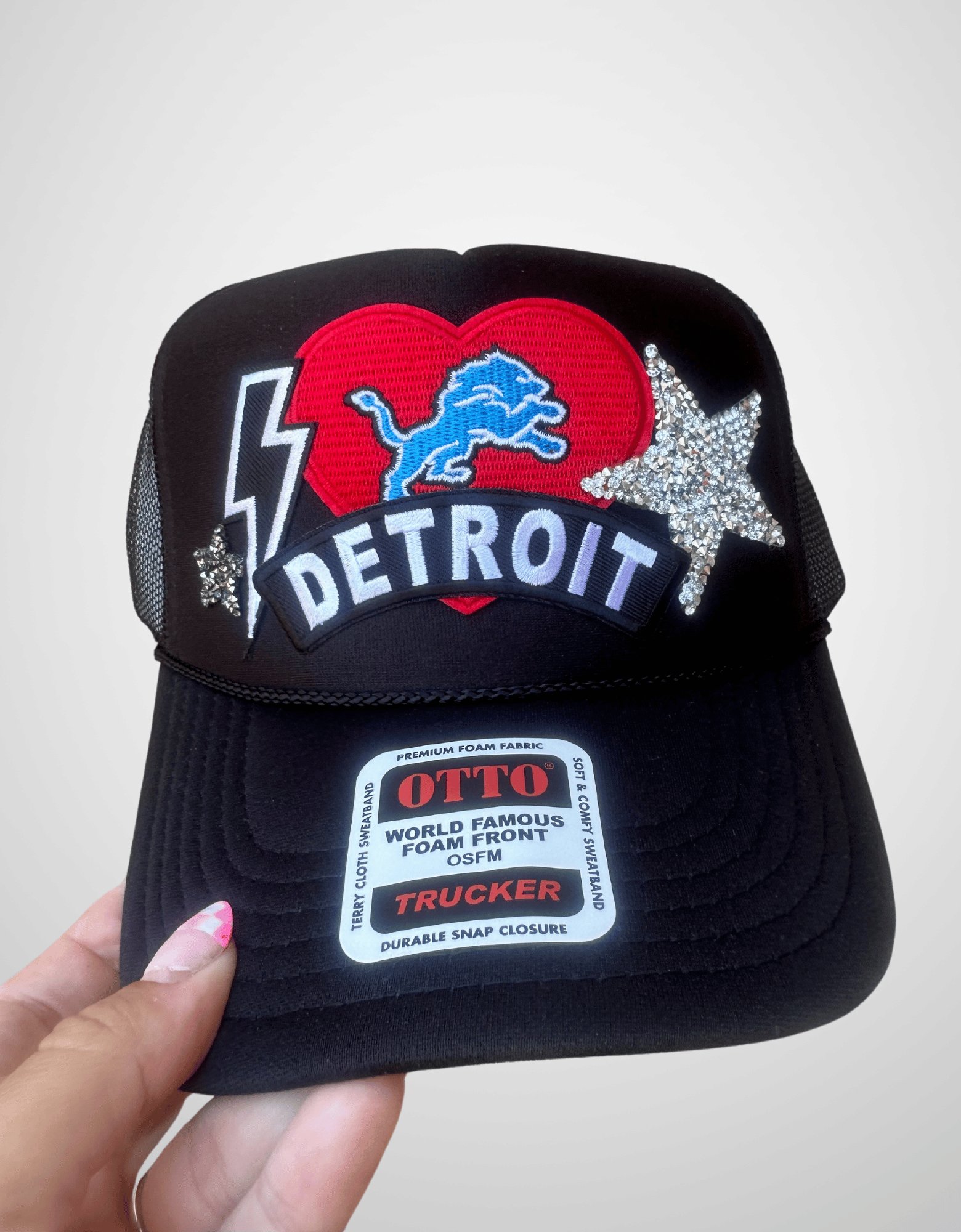 Lions Red Heart Hat