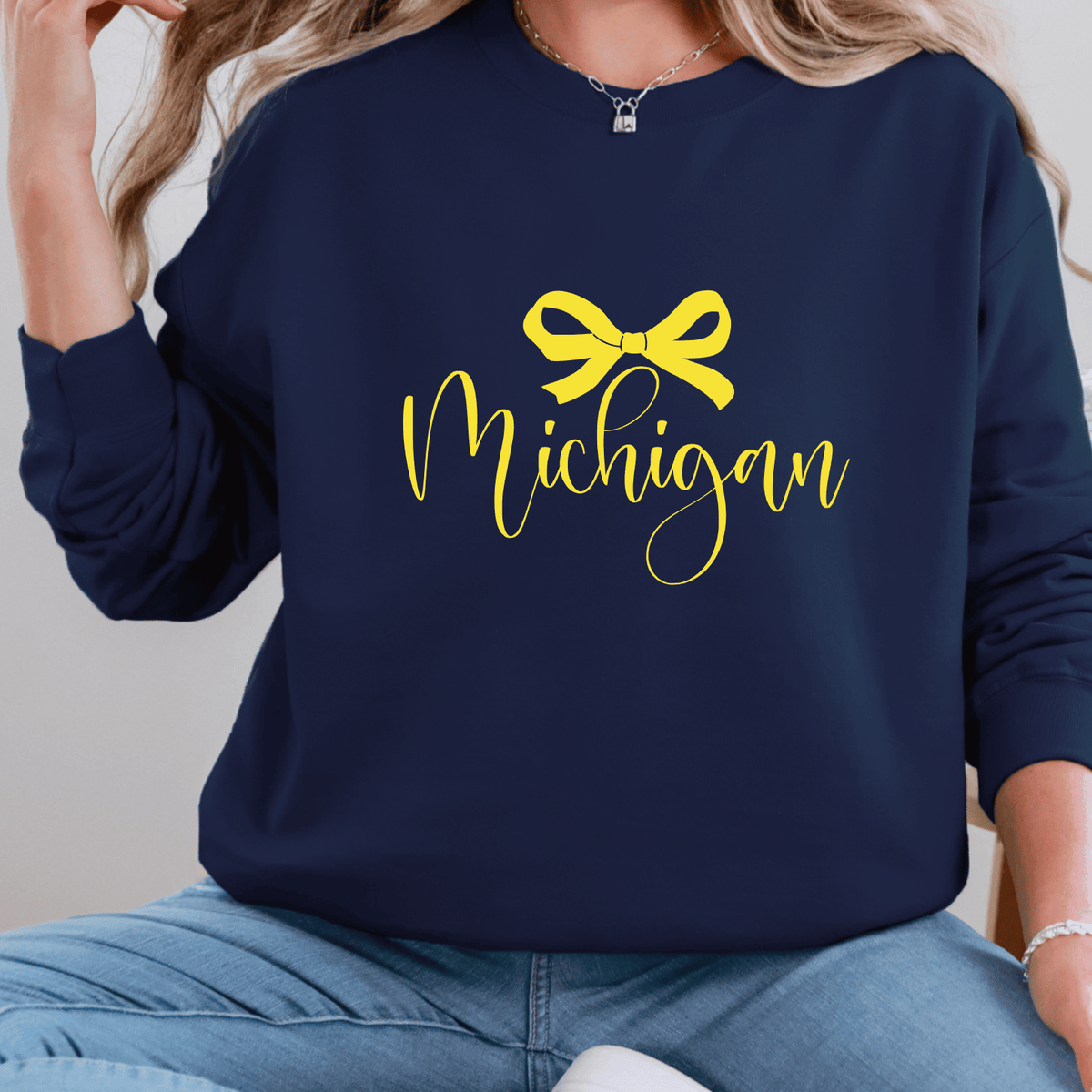 Michigan Cursive Michigan Cursive Crewneck & T-Shirt with Bow – Chaos Collection
