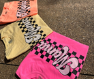 Neon Mama (5)